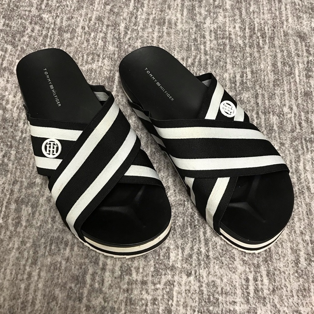 TOMMY HILFIGER Slides